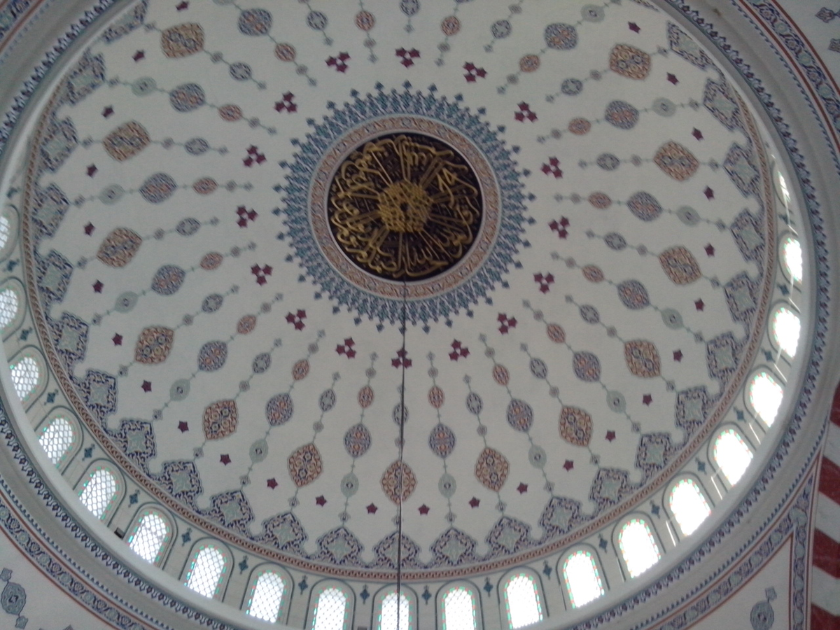 Купол и барабан мечети