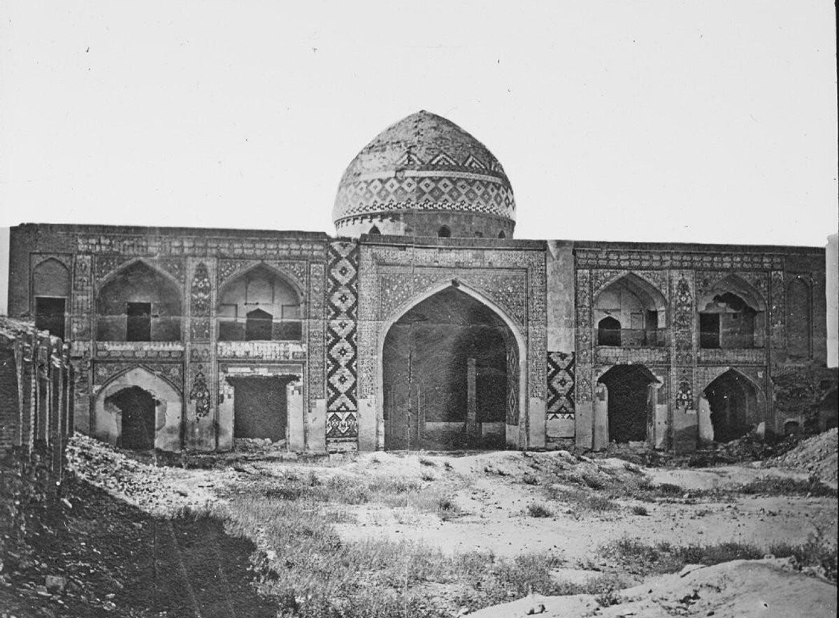 дворец сардара в ереване