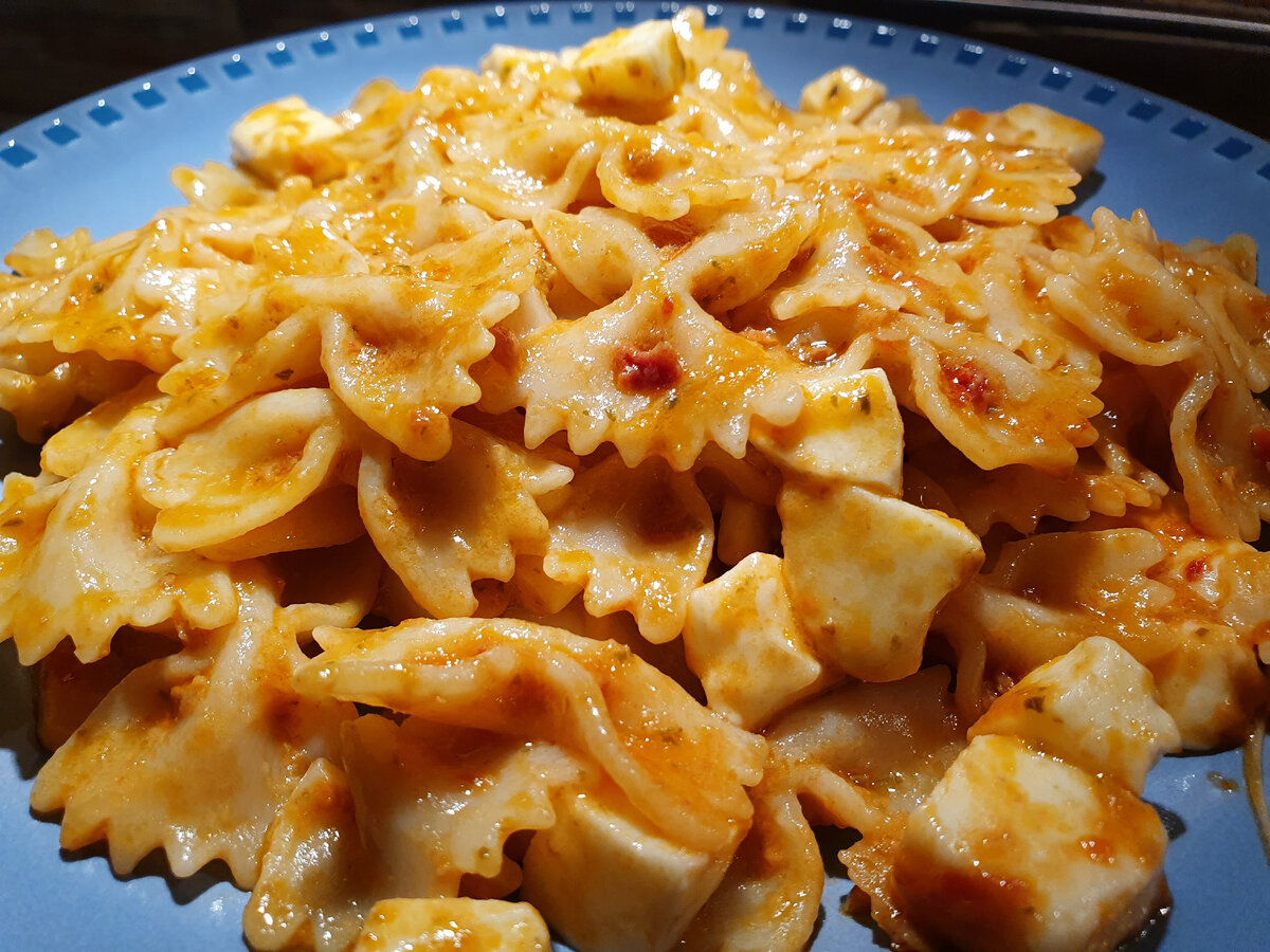 Ужин в тарелке мужа