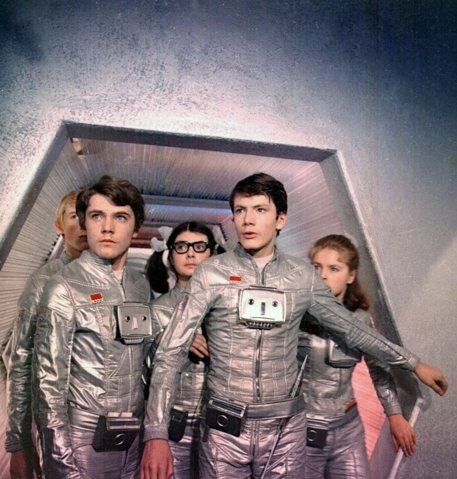 Отроки во Вселенной (1974). Герои отроки
