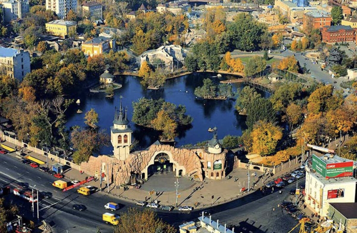 Зоопарк в москве на баррикадной фото