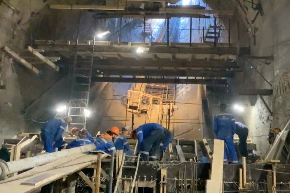     «Метрострой» показал видео со строящейся станции метро «Горный институт» в Петербурге  принтскрин видео.