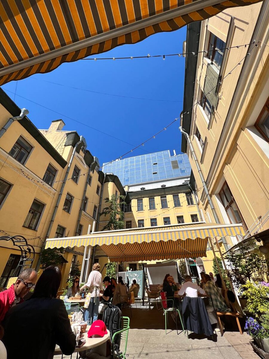 Прекрасная уютная веранда