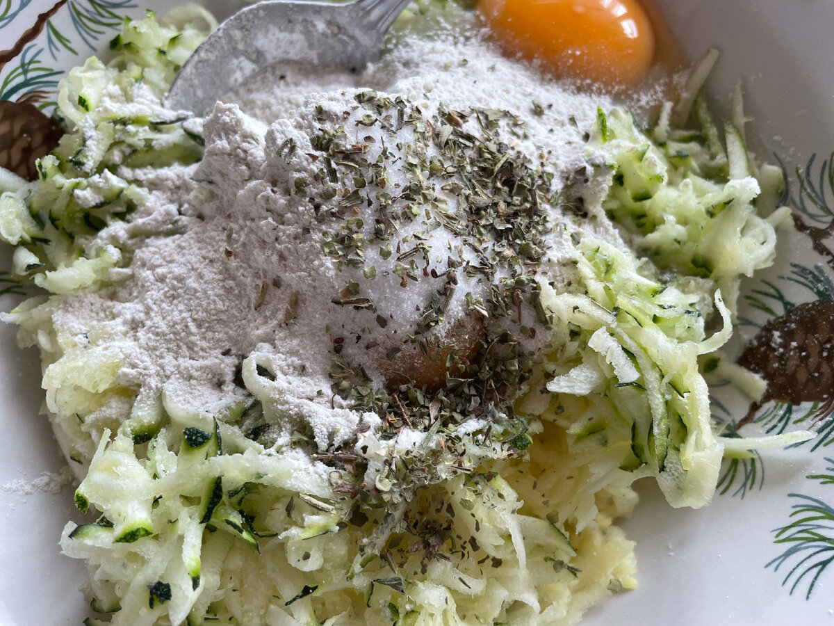 Готовлю хачапури из кабачка с сулугуни