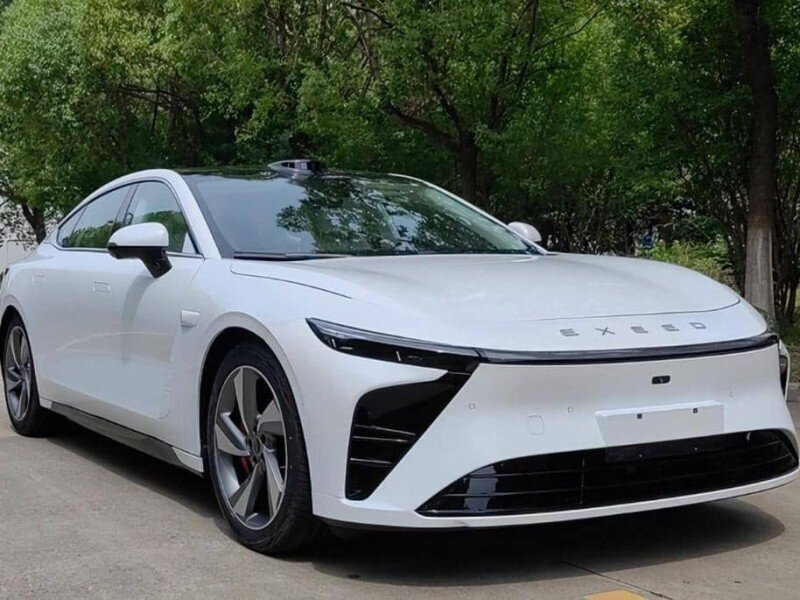    Новый Chery Exeed Sterra ES с батареей CATL имеет запас хода в 720 км