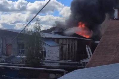    Пожар на складе в Богородском округе ©Скриншот