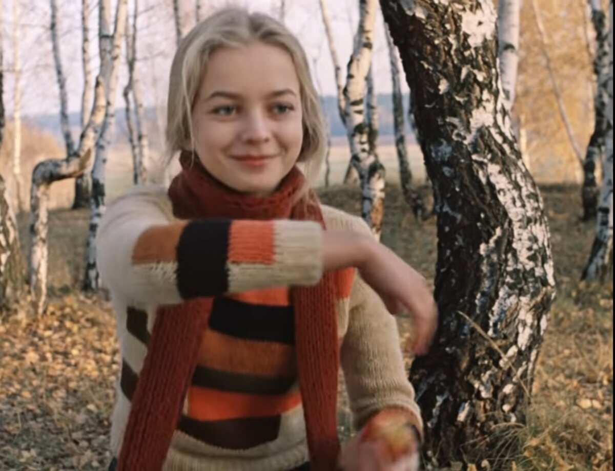 - Давай, рассказывай про Гошу! Александра на пикнике. Фильм "Москва слезам не верит" Скриншот