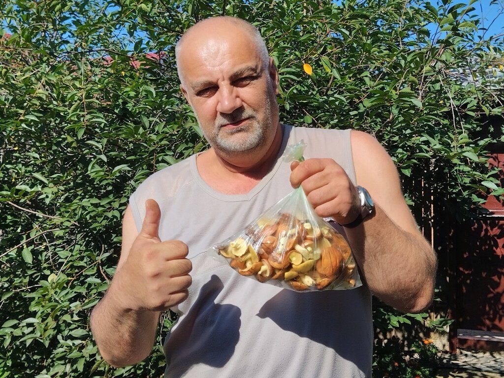 Николай Волжанин