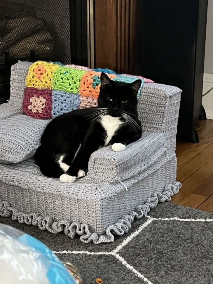 Листайте серию, чтобы увидеть больше