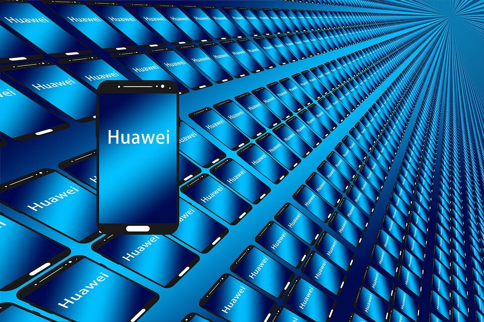 Huawei отказалась от Android