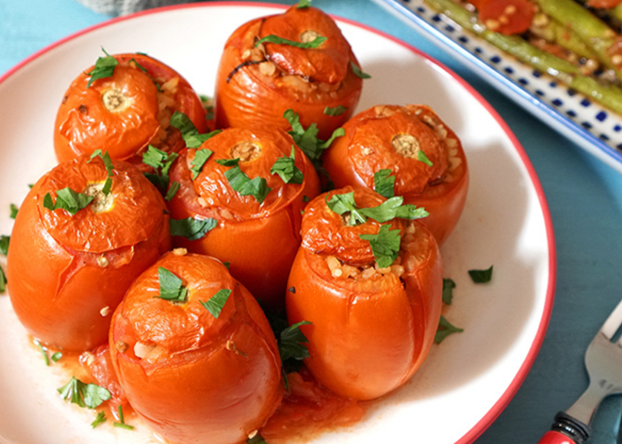 Фаршированные помидоры, фото turkishstylecooking.com