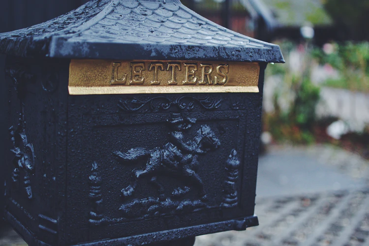 https://unsplash.com/photos/xmY3qMBfzBs