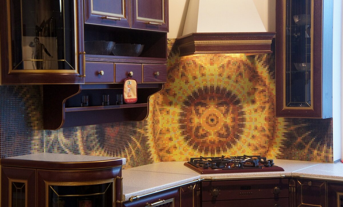 Стеклянное мозаичное панно на фартук