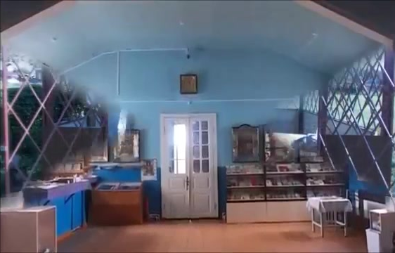 Внутри церкви