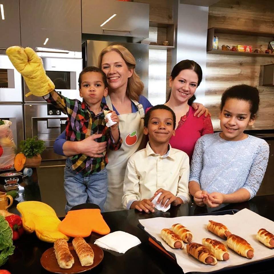 Со старшей дочерью и внуками, 2017 г.