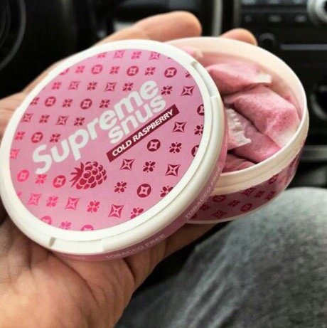 известные блогеры рекламируют детям "смерть "