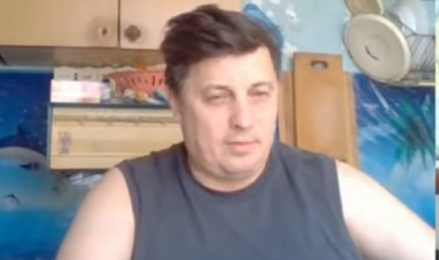 Из-за того, что этот ... говорит на русском языке - стыдно мне.