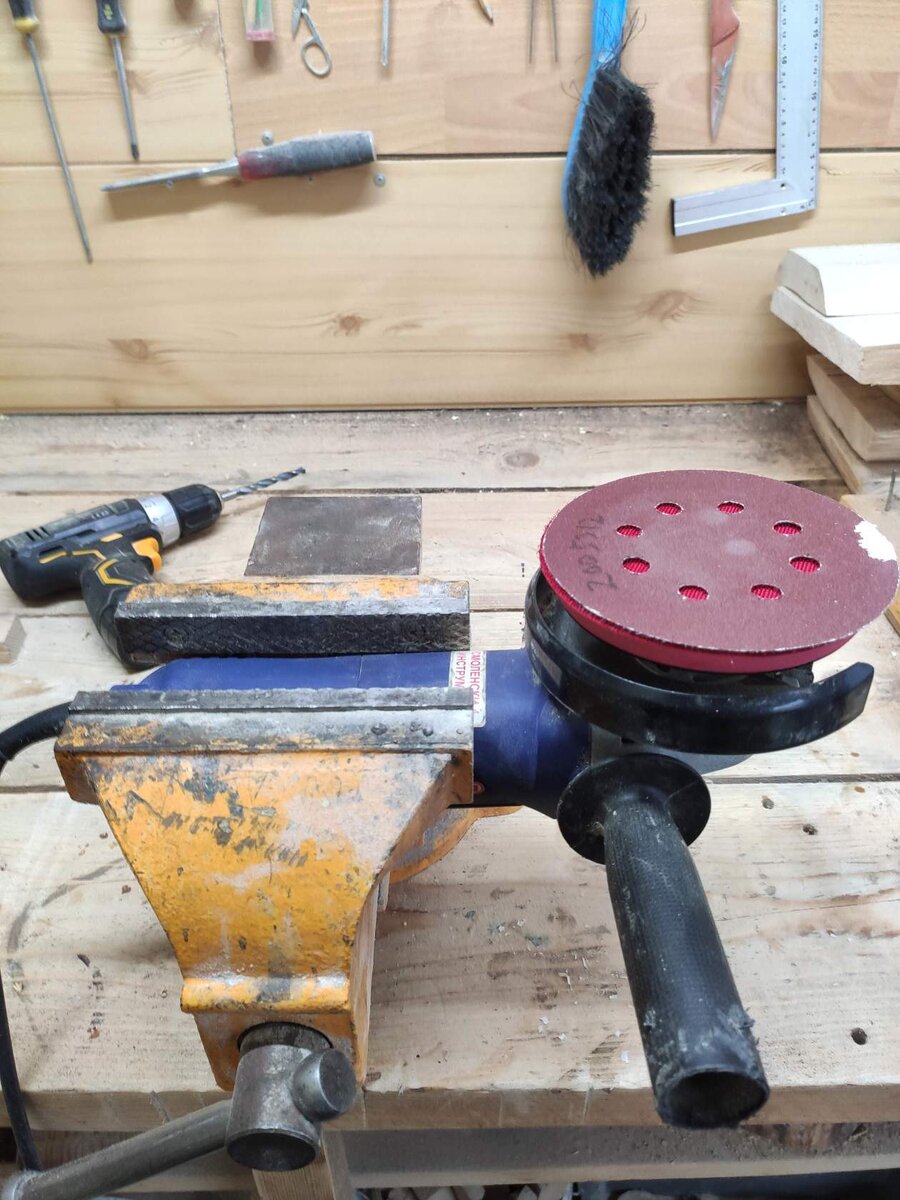 Самодельный заточник-шлифовщик из болгарки