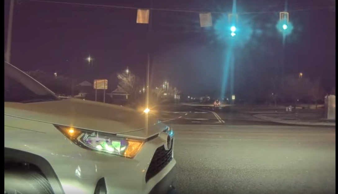 Скриншот из видео с канала RedSilverMsk