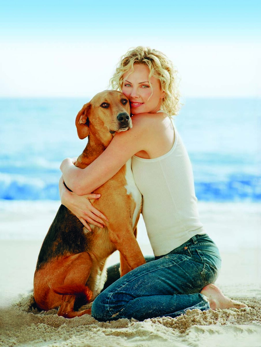 Шарлиз Терон. Фото из открытого источника Яндекс.картинки.