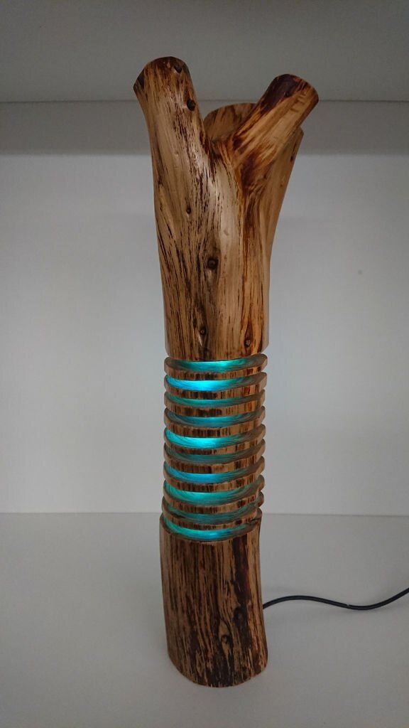 Вариант со светодиодной лентой голубого цвета