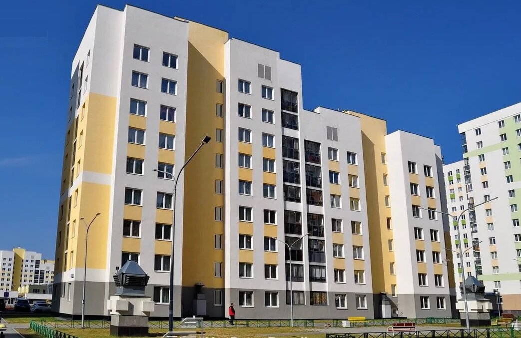 В этом доме у нас квартира