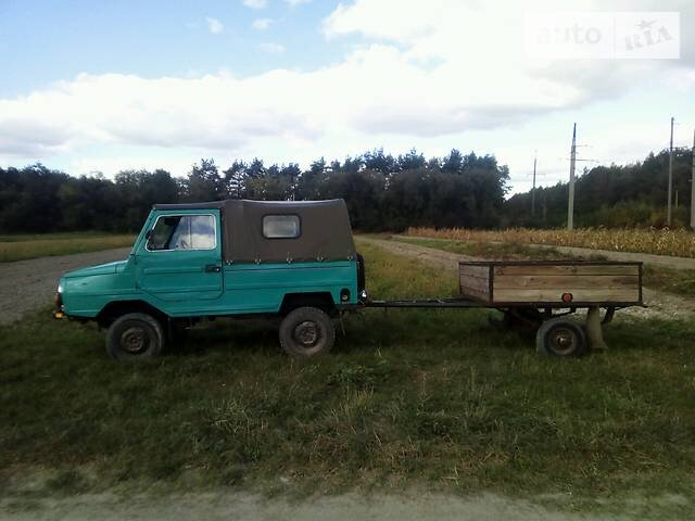 А это ЛУАЗ с прицепом