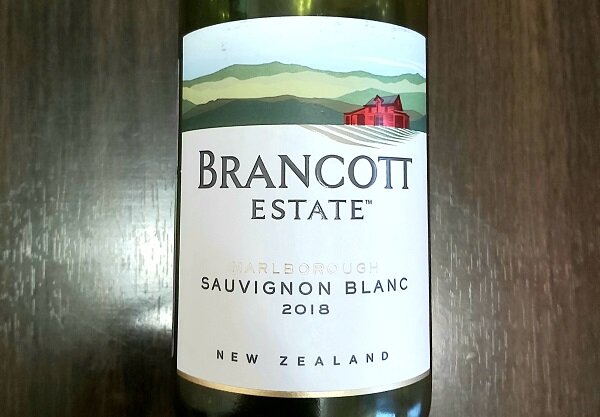 Вино новая зеландия мальборо совиньон. Вино Brancott Estate Sauvignon Blanc. Brancott Estate Marlborough Sauvignon Blanc. Вино Бранкотт Истейт Мальборо Совиньон Блан. Бранкот Совиньон Блан новая Зеландия.