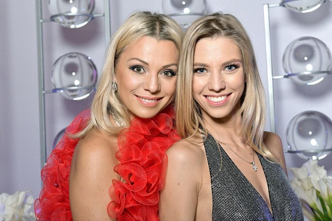 Алиса с мамой