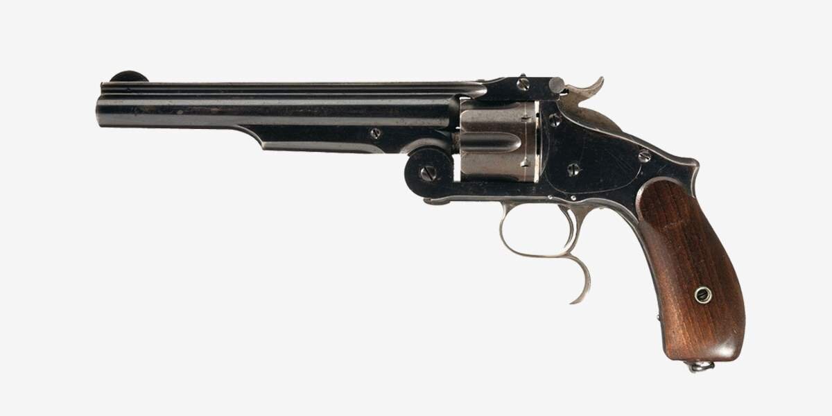 Револьвер Smith & Wesson Model 3. Русская модель отличается наличием «шпоры» под спусковой скобой