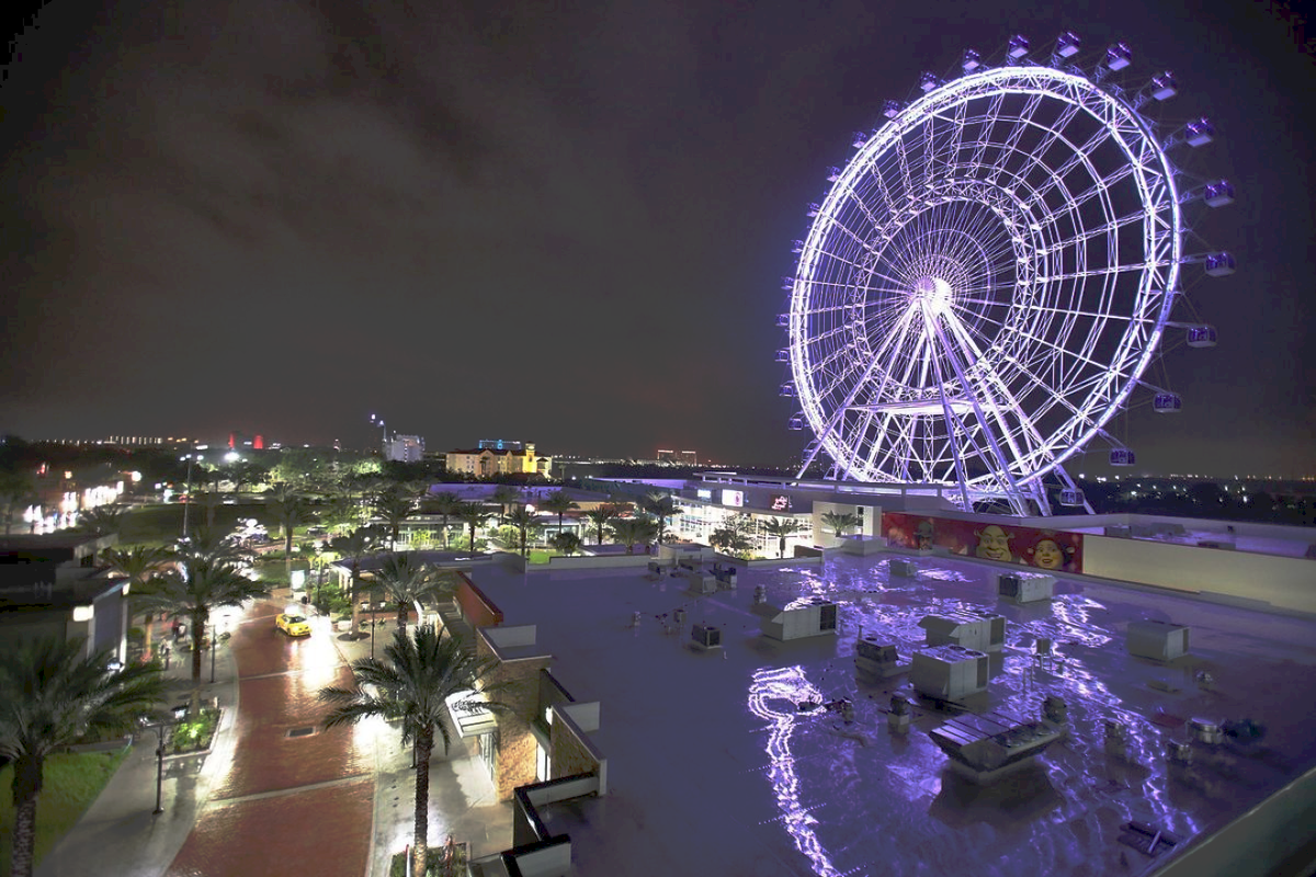 Ночной Орландо. Источник Яндекс Картинки