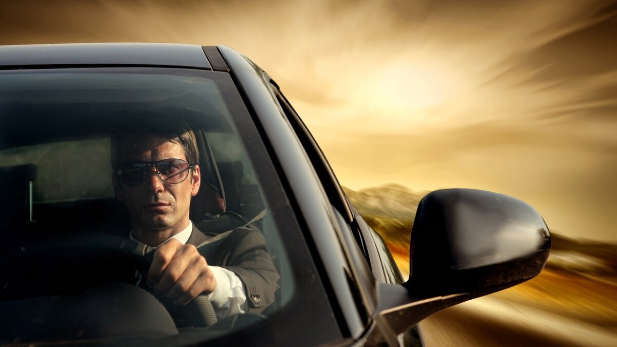 Свободный источник. Компания в автомобиле