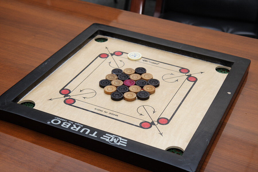 Как называется игра на доске. Как называется игра на доске. Настольная игра «классические». Как называется игра на доске. Игровое поле парчис.