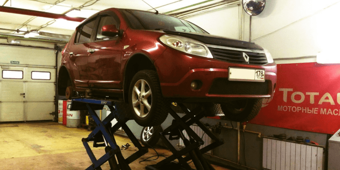 Замена салонного фильтра Рено Логан (замена качественная) и прочий ремонт Renault Logan в СПб