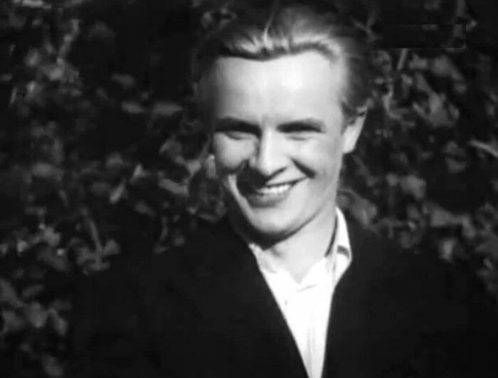 Евгений Самойлов в фильме *Случайная встреча*, 1936 | Фото: kino-teatr.ru