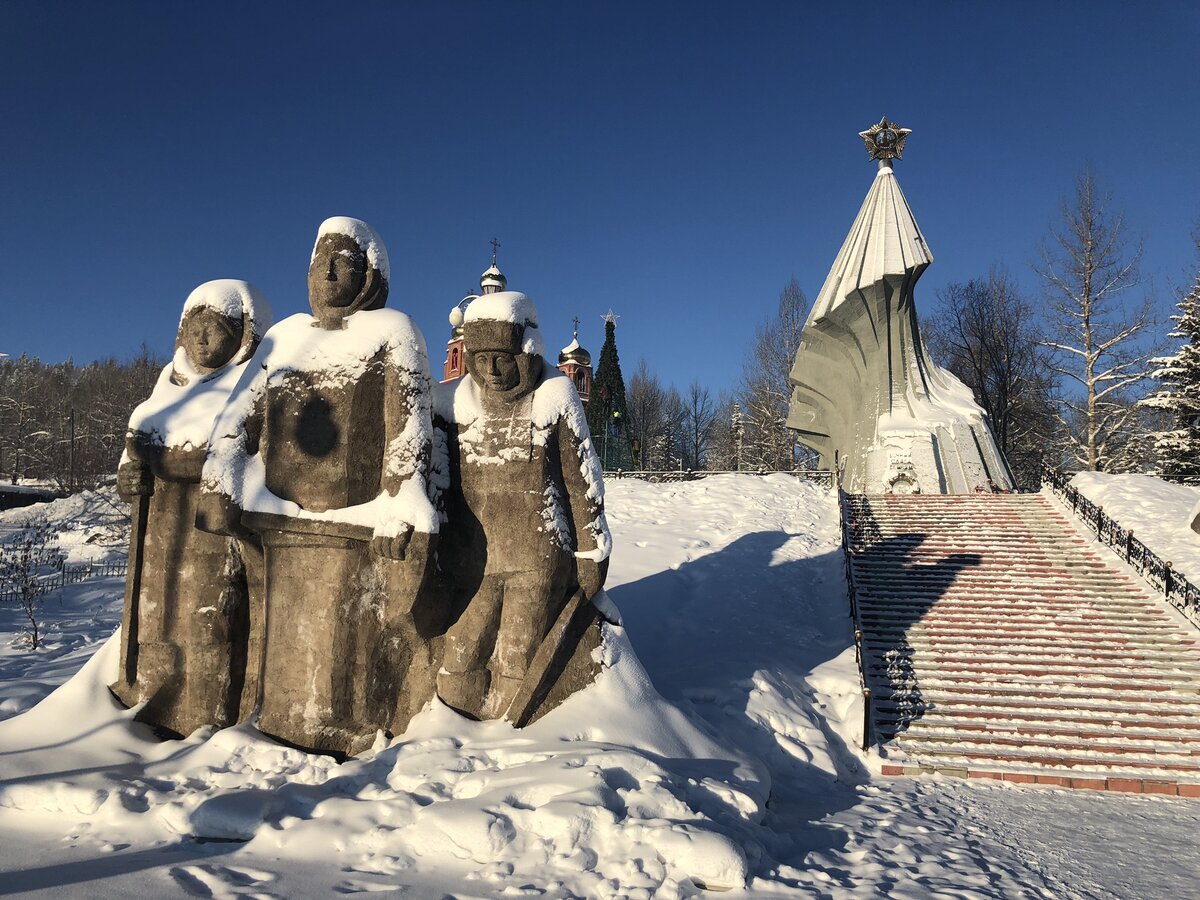 Золотой город в виде самородка: побывала в Алдане, рассказываю про штопор и  другие местные достопримечательности | Отмороженная | Дзен