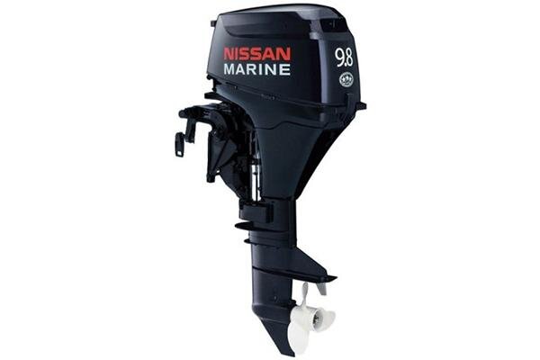Доброго времени дорогие читатели хочу поделится мнением о моторе Nissan Marine NS 9.8 B 1 
Хороший мотор в своей серии выделяется хорошими сторонами такими как - надежная система зажигания экономичностью при эксплуатации очень хороших оборотах во время работы примерно 6000.мин расход примерно 2-3л в час работает довольно тихо. Единственное что не нравится в данном моторе высокая цена в обслуживание.