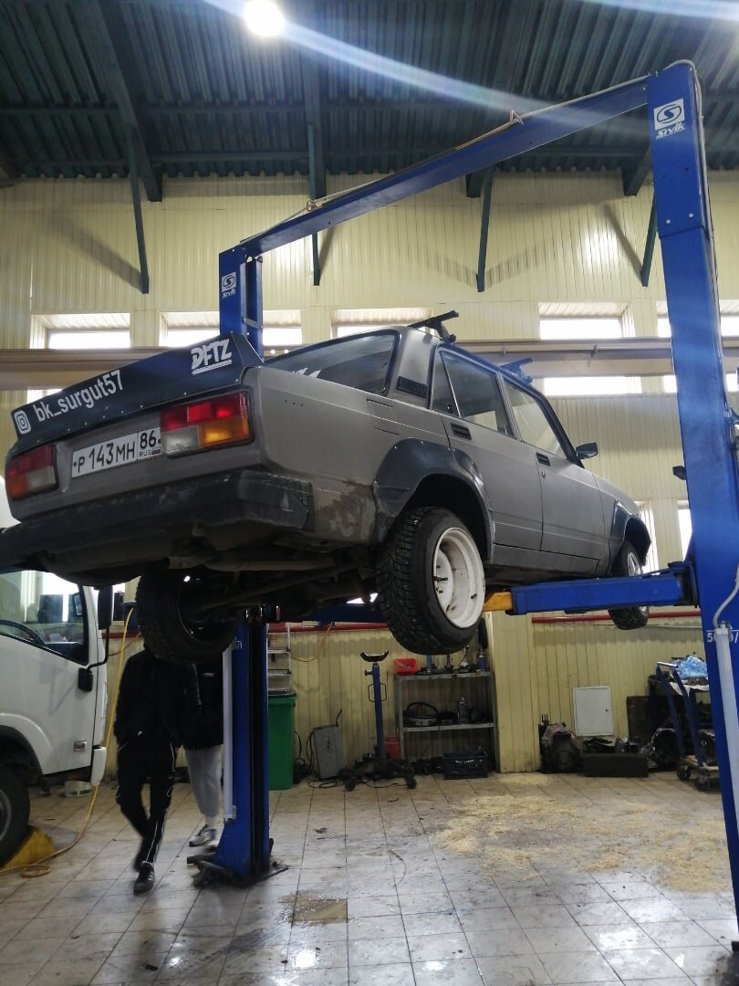 По подвеске и по уровню масла в коробке и редукторе все оказалось на 5+.