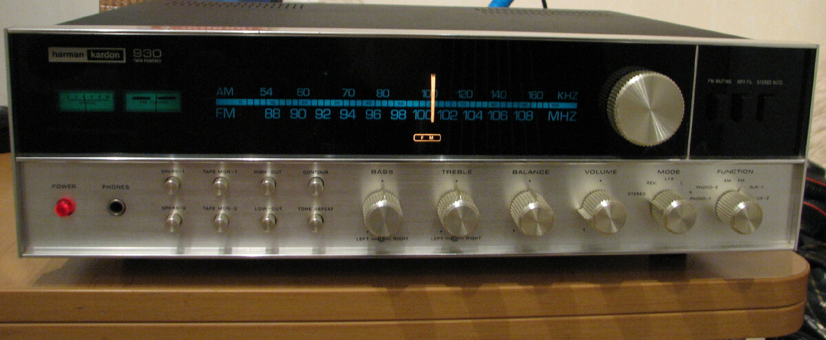 Ресивер Harman Kardon HK-930