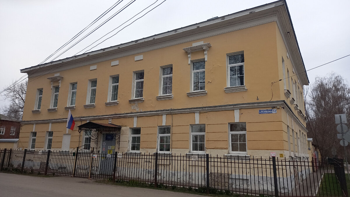 Малая Запрудная 32. Сейчас здесь детский сад . Фото апрель 2022.