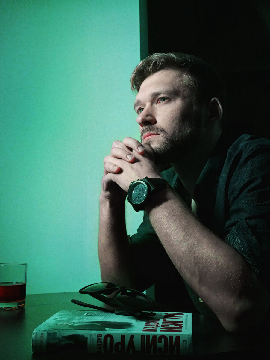 *на фото парень, который не имеет отношения к данному тексту