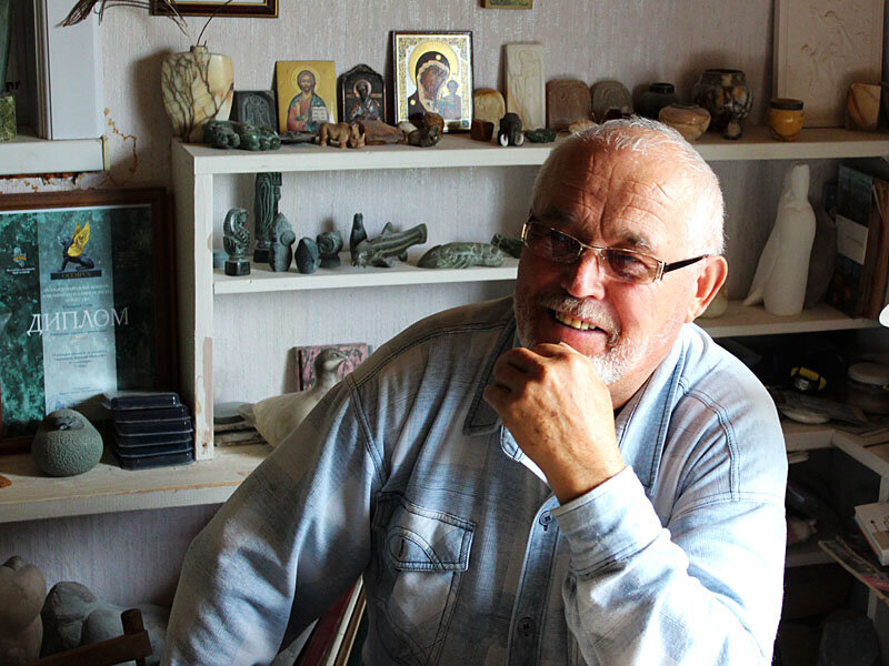 Анатолий Моисеевич Овчинников - художник-камнерез