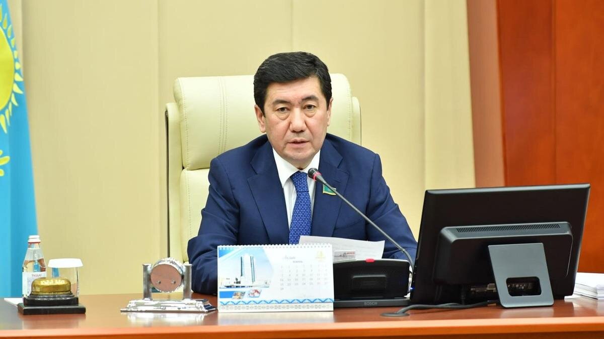    Ерлан Кошанов:пресс-служба мажилиса