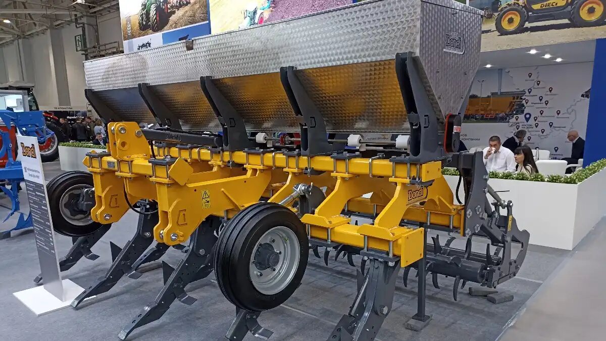 Фото: ГлавПахарь Глубокорыхлитель DONDI 809