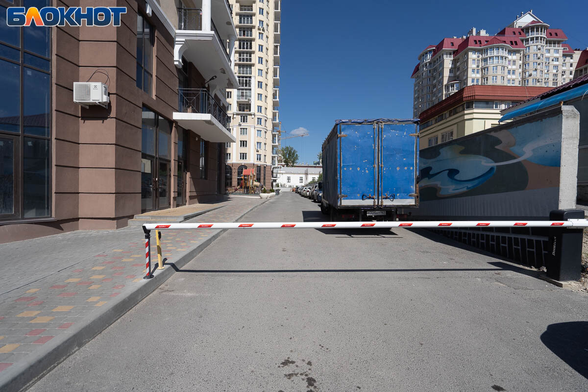 Элитный ЖК «Репников» построили в Волгограде на месте бассейна-легенды  «Спартак» – как здесь живут | Блокнот Волгоград | Дзен