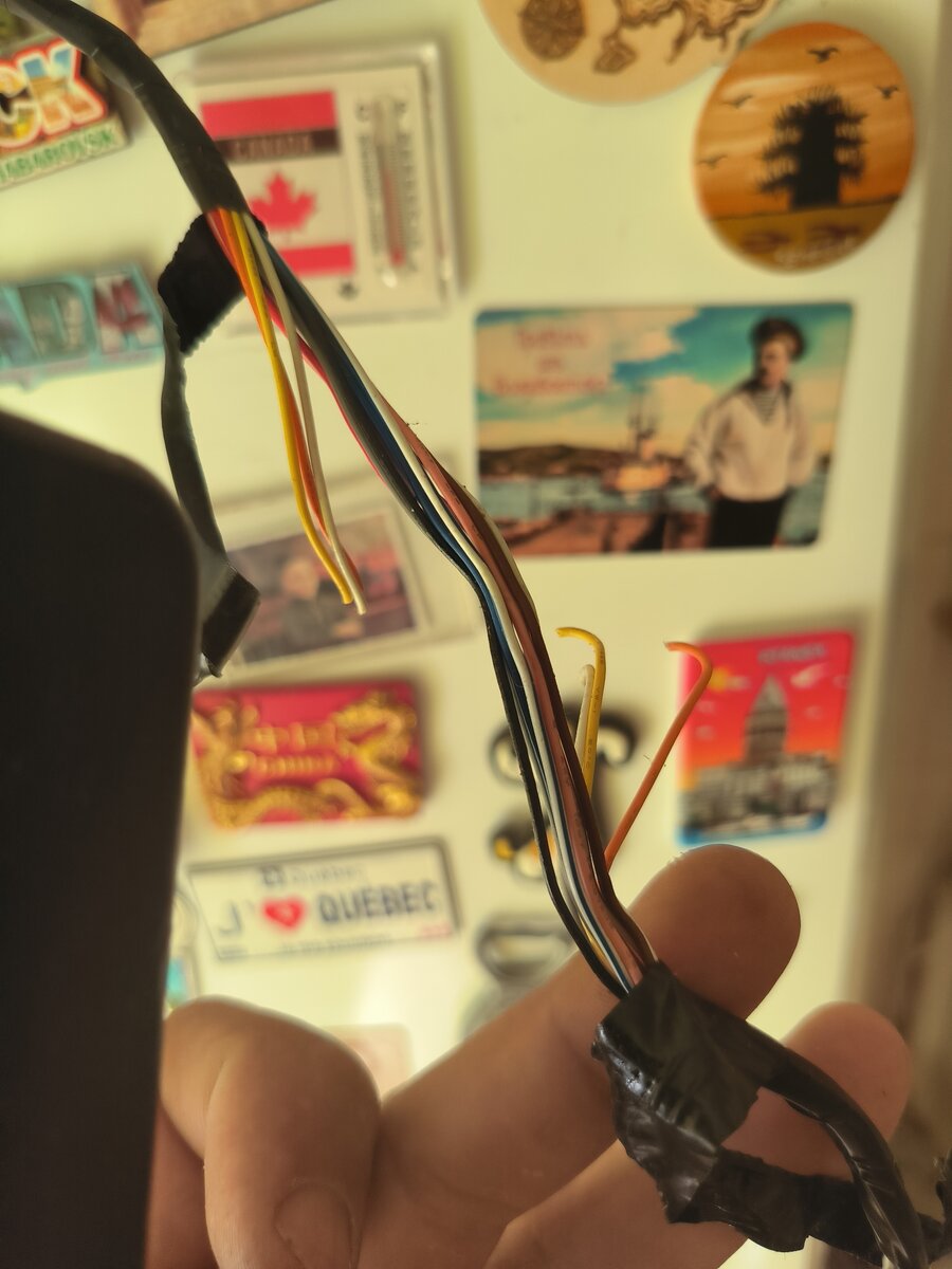 Исполнение сгибающегося шлейфа. Не выдержал даже ПВХ!