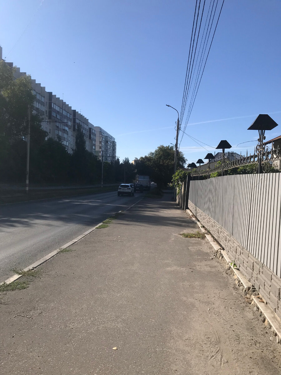 Фото Автора канала. Удаляющийся виновник ДТП.