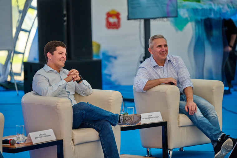    Александр Моор и Дмитрий Артюхов продегустировали тюменский сыр