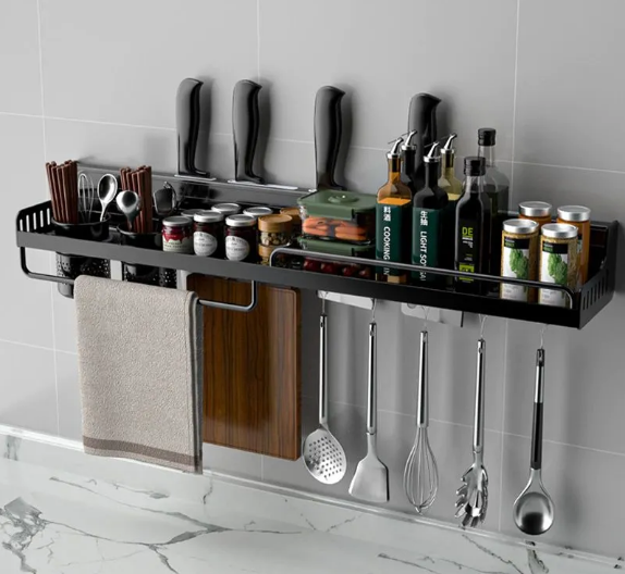 Панель под кухонные принадлежности. Фото из Яндекса