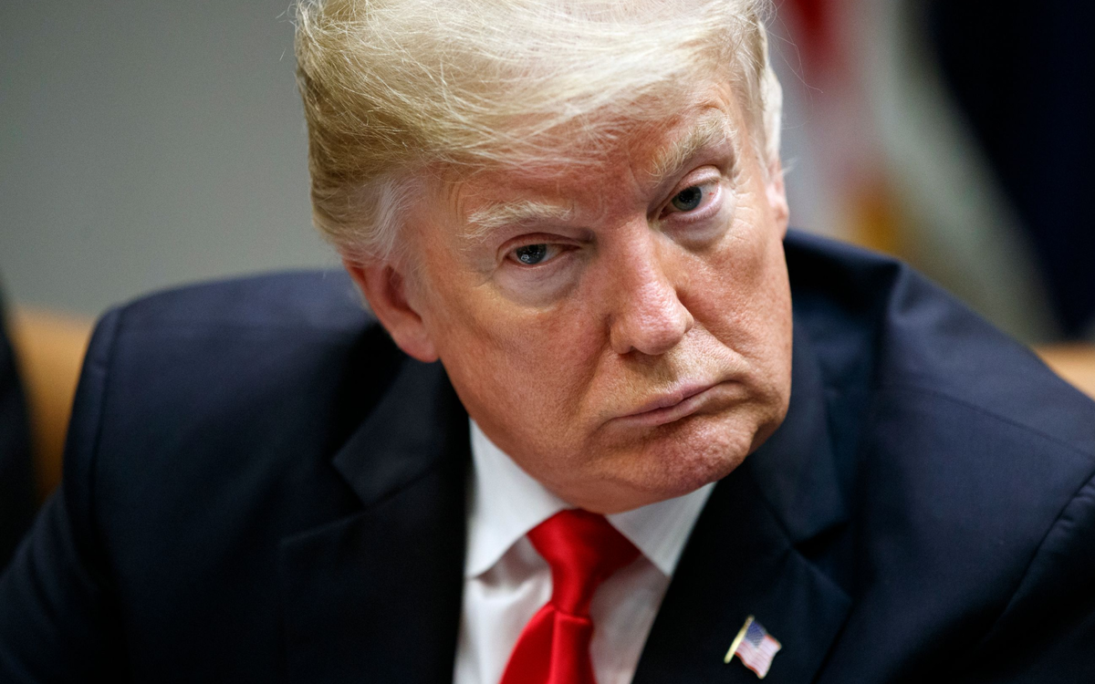 Трамп звучит неискренне, потому что, как большой политик, плохо работает с эмоциями отдельных людей. И, наоборот, больше фокусируется на своем публичном образе.